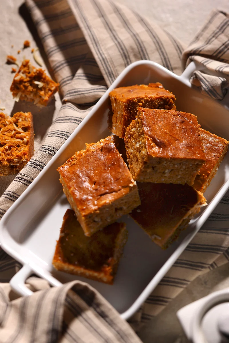 Repostería — barras de coco y nuez